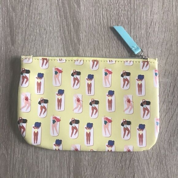NEW … “IPSY” Cosmetic / Makeup Bag - Picture 2 of 3